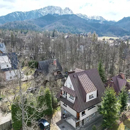 Mountain Spirit Dream Apartment